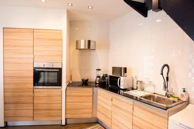 Maison Triplex Jj - Ecrin Verdoyant Au Coeur De Lyon Lião Exterior foto